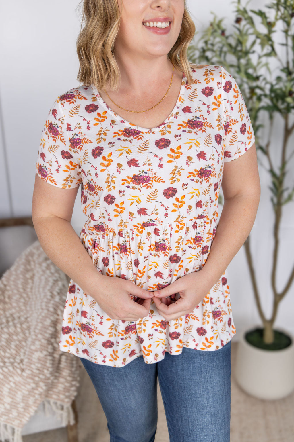 ARRIVED Sarah Ruffle Short Sleeve - Autumn Floral
