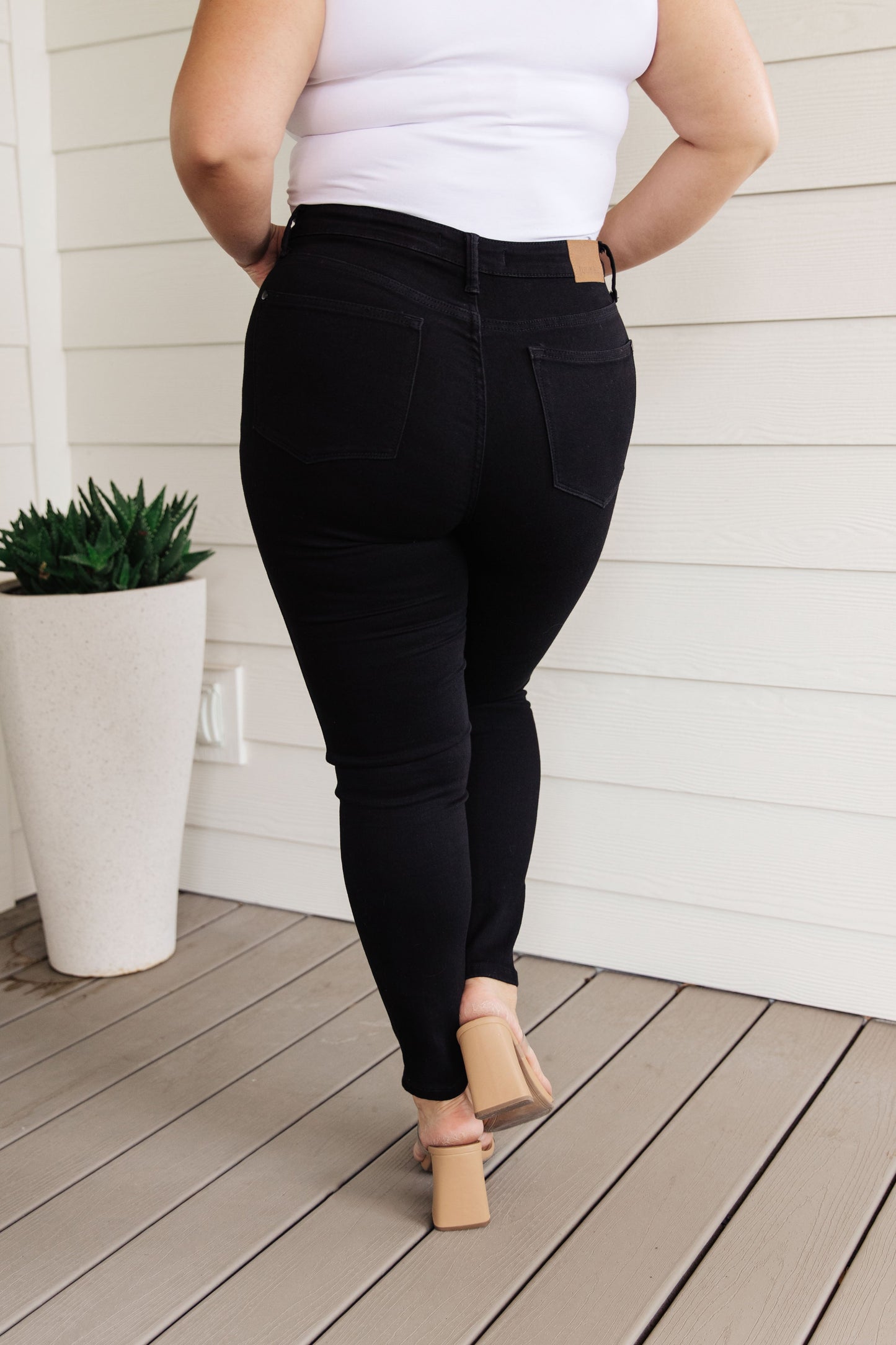 Audrey High Rise Judy Blue Tummy Control Classic Skinny Jeans in Black