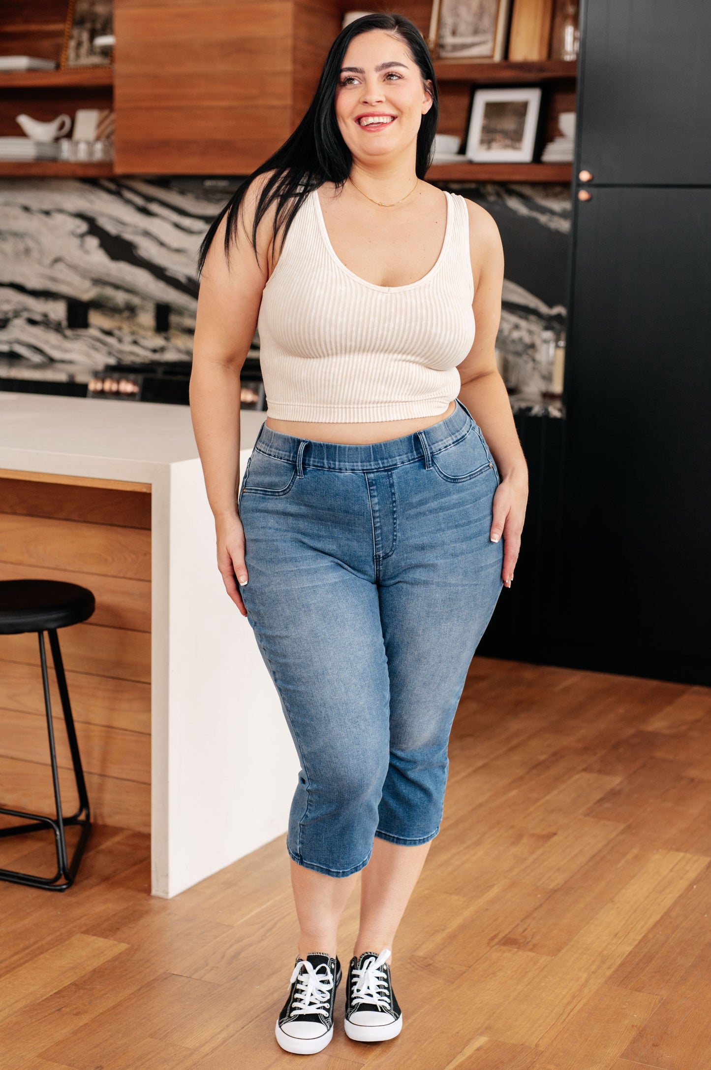 Emily Judy Blue High Rise Cool Denim Pull On Capri Jeans