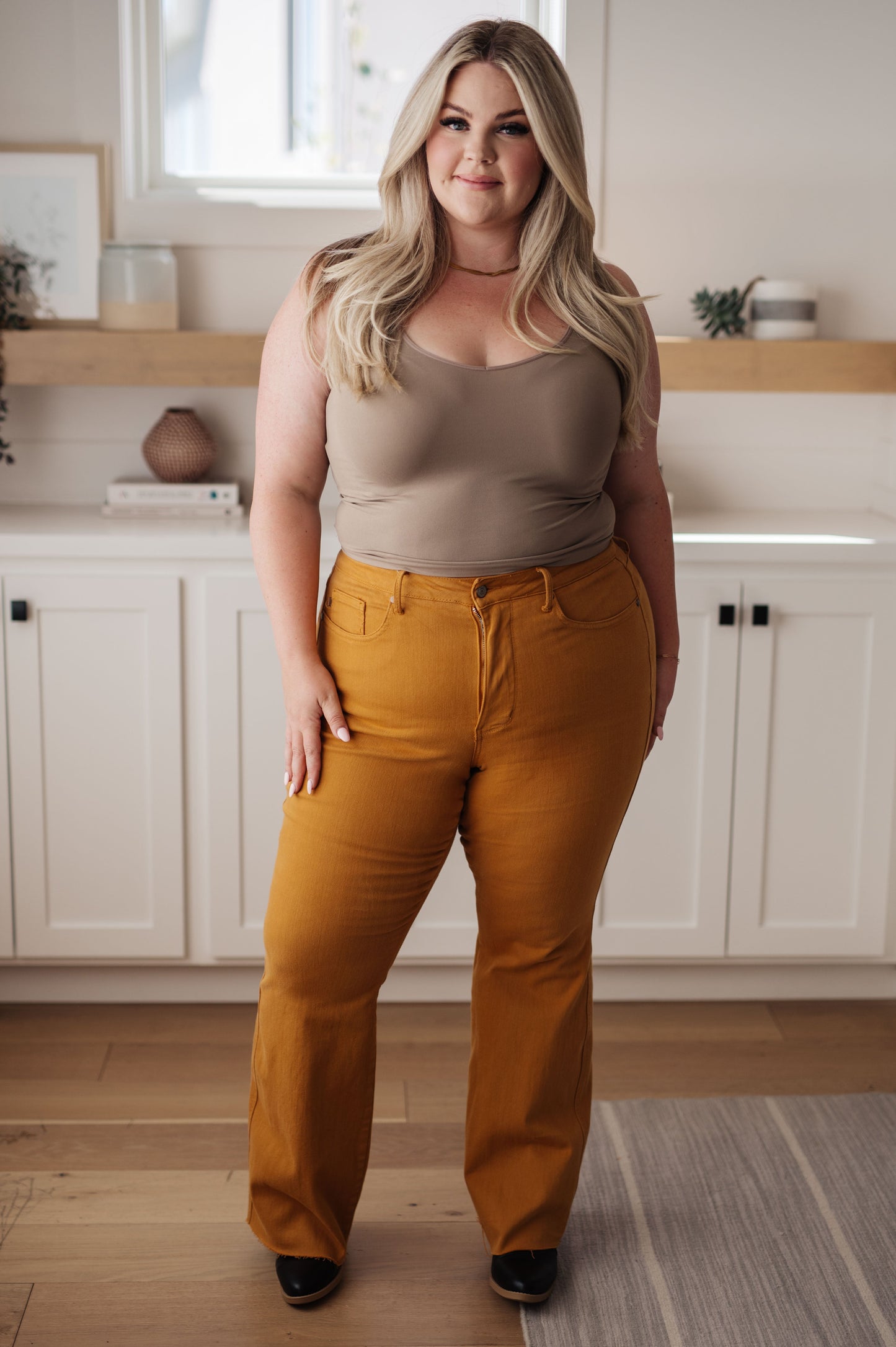 Judy Blue Melinda High Rise Judy Blue Tummy Control Flare Jeans in Marigold