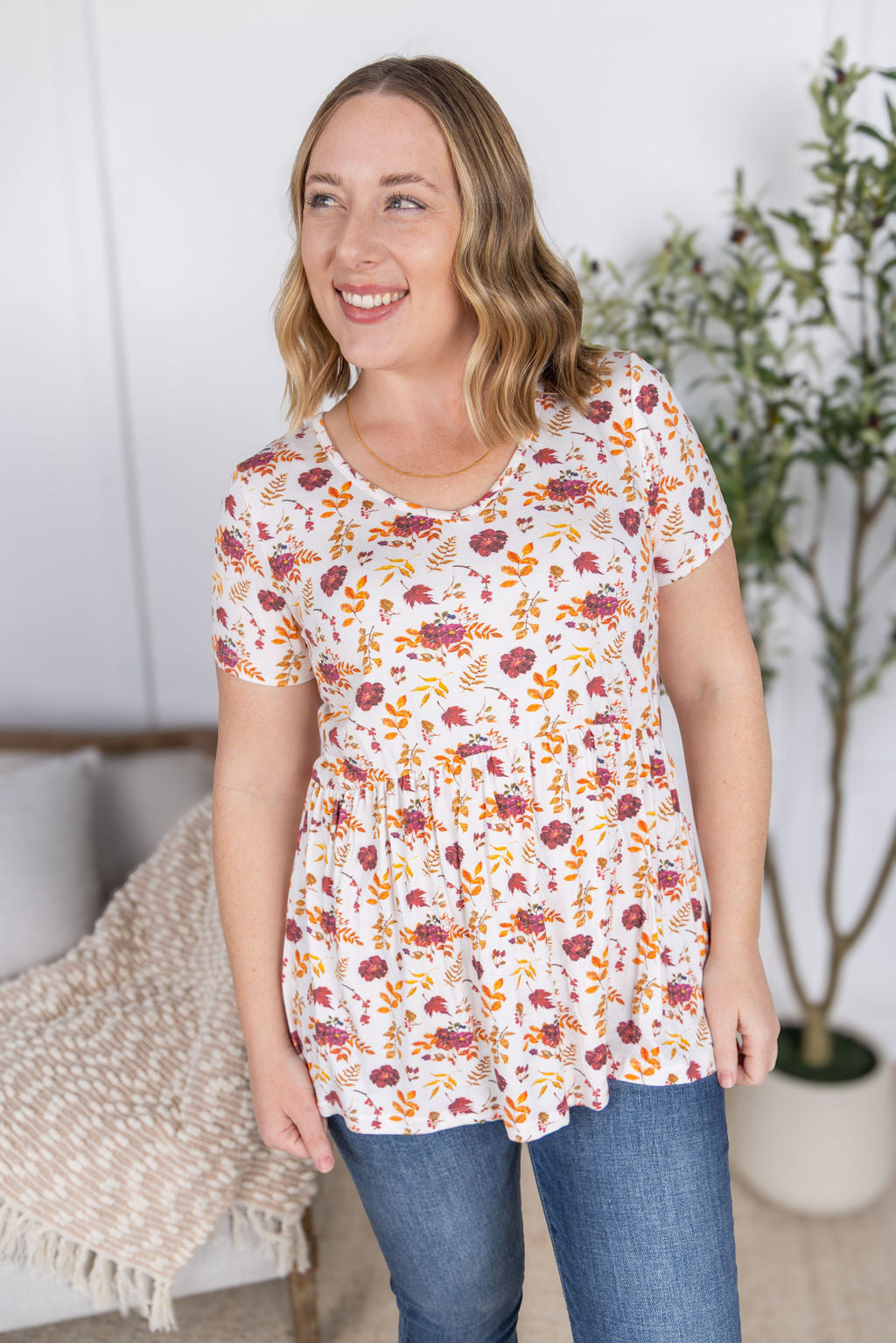 ARRIVED Sarah Ruffle Short Sleeve - Autumn Floral