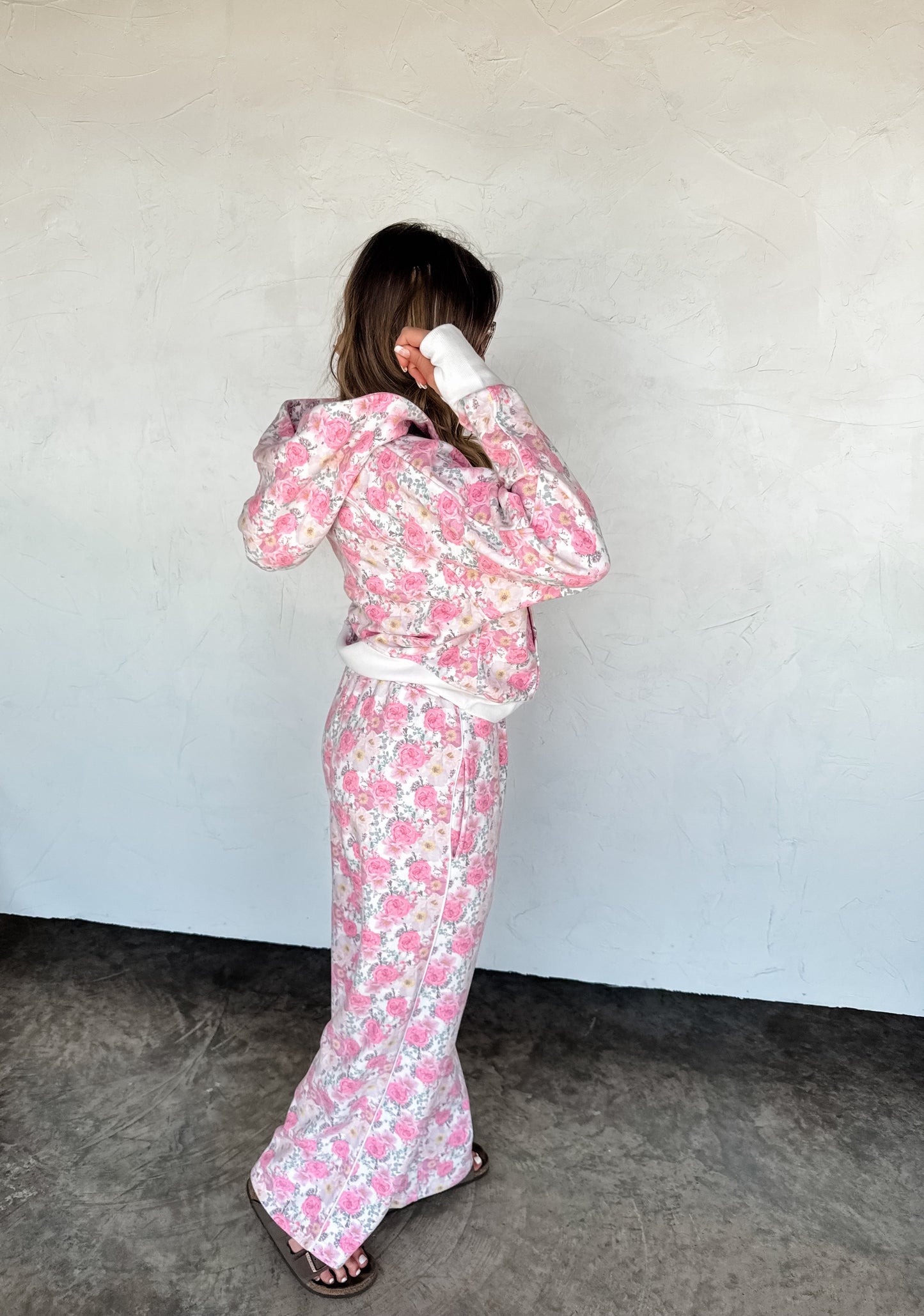 PREORDER- FLORAL & CHEETAH EASY DOES IT PULLOVER