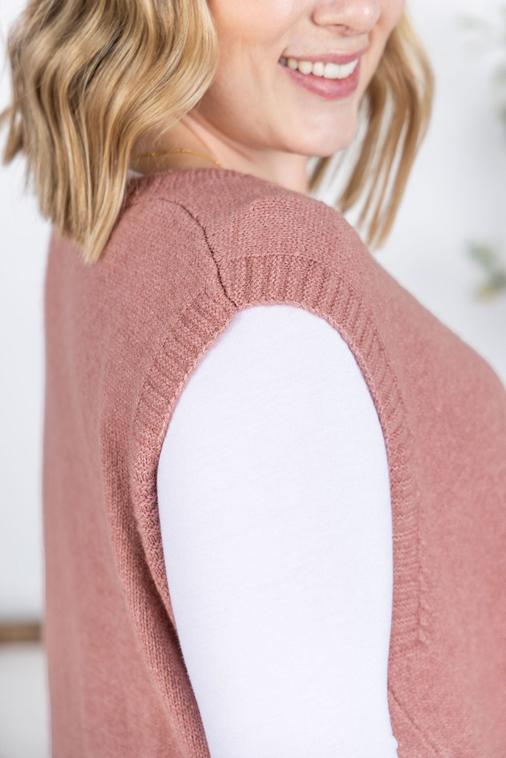 PREBOOK Tunic Sweater Vest - Rose