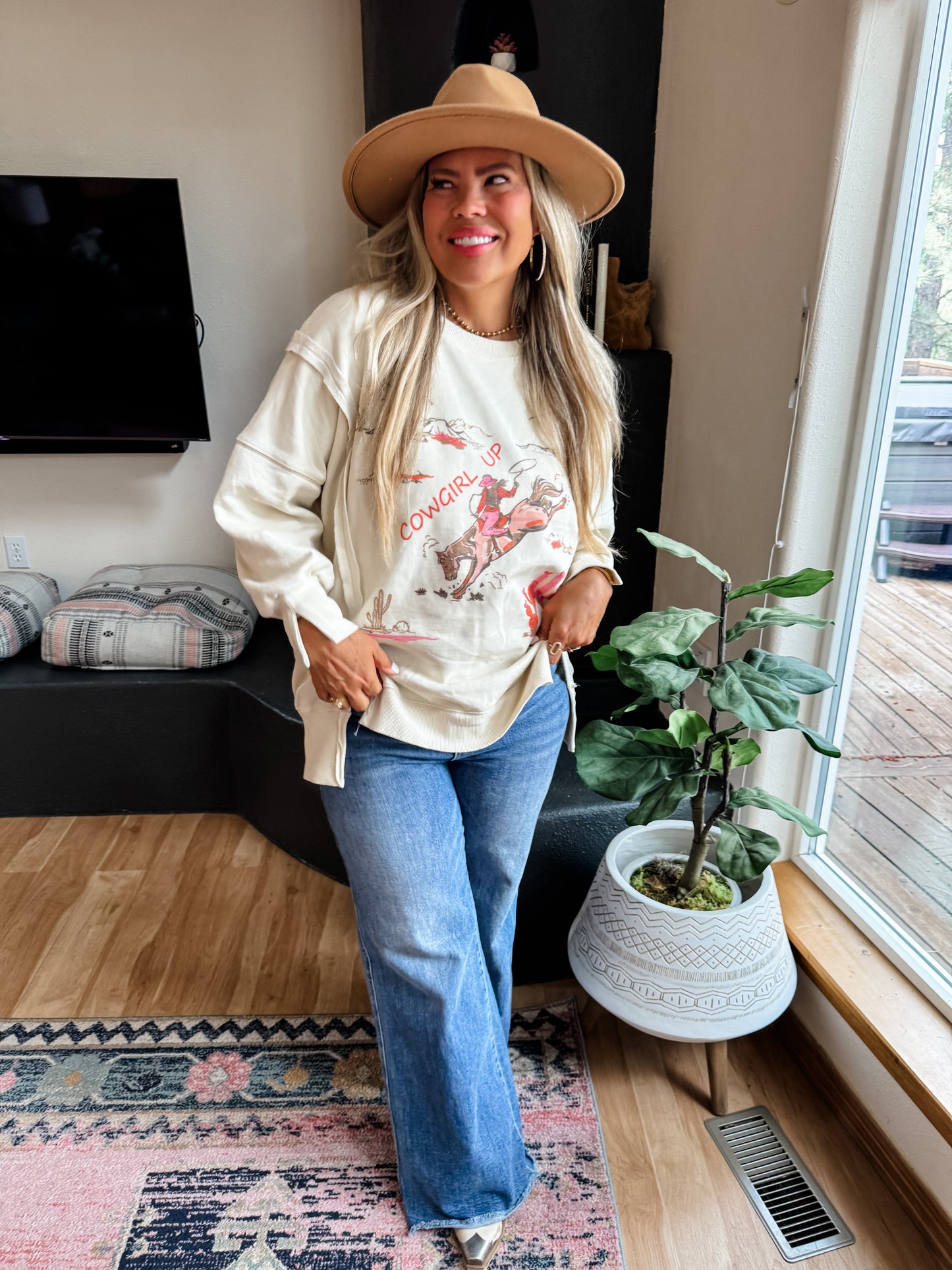 PREORDER- RANCH GIRL CLASSIC CREW PULLOVER