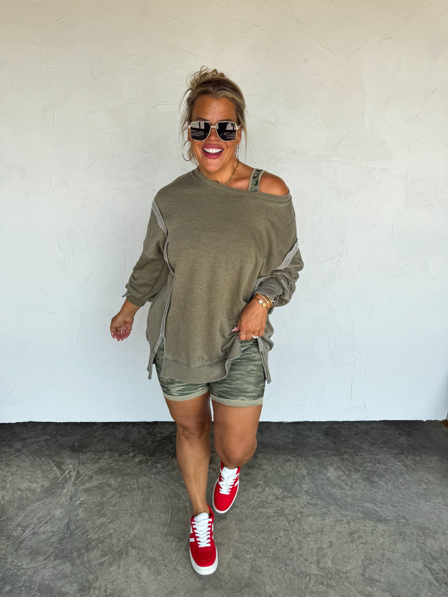 PREORDER- FALL COLORS CLASSIC CREW PULLOVER