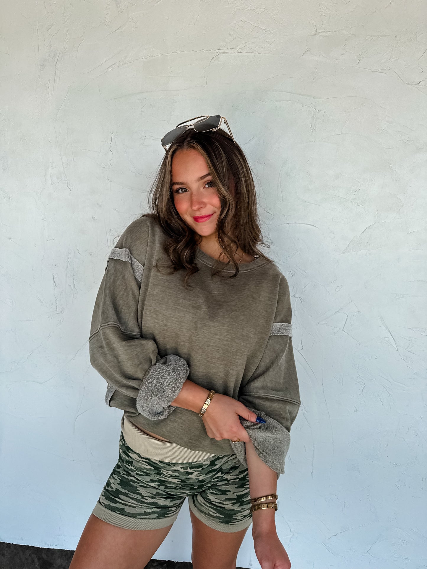 PREORDER- FALL COLORS CLASSIC CREW PULLOVER