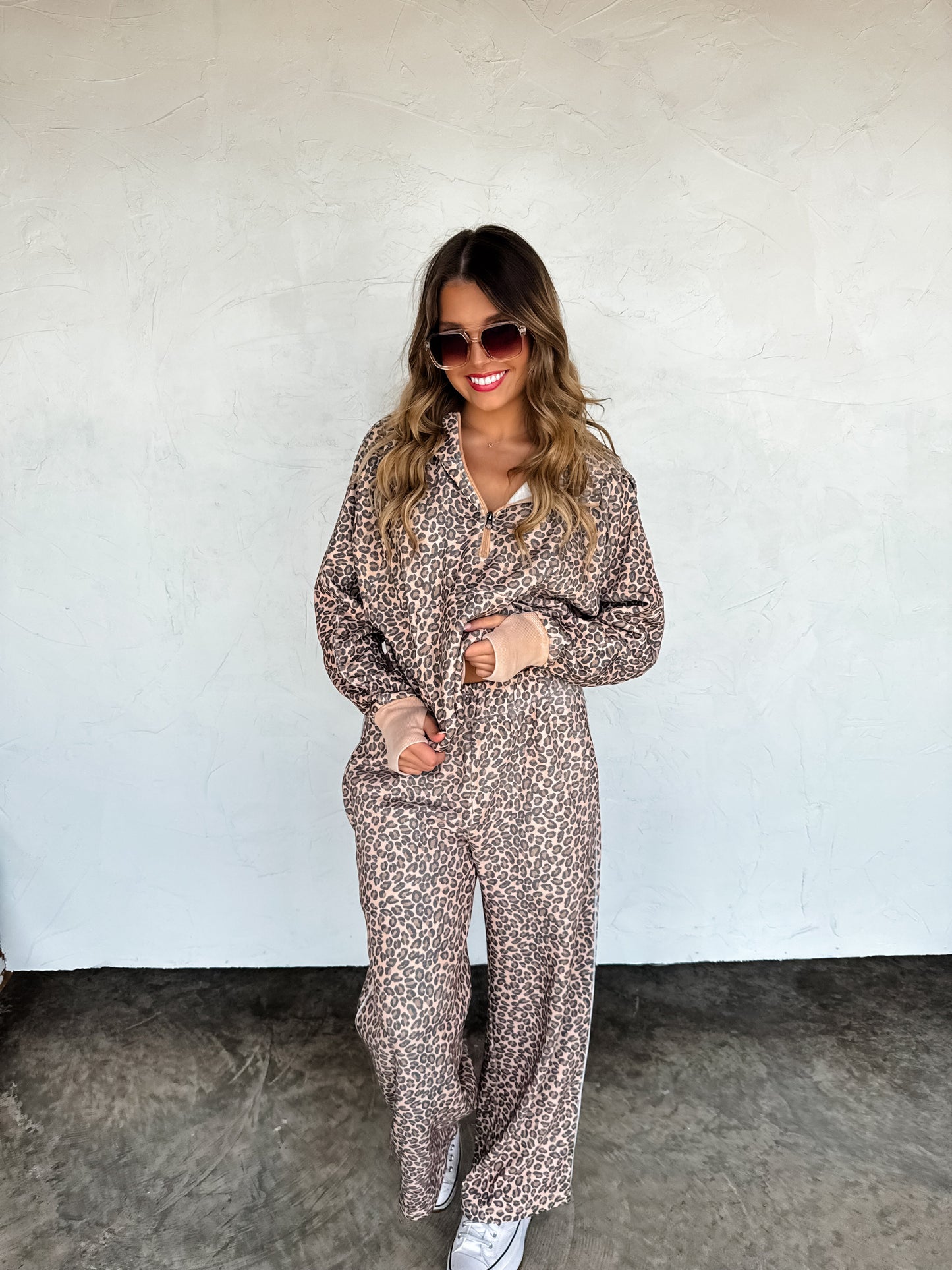 PREORDER- FLORAL & CHEETAH EASY DOES IT PULLOVER