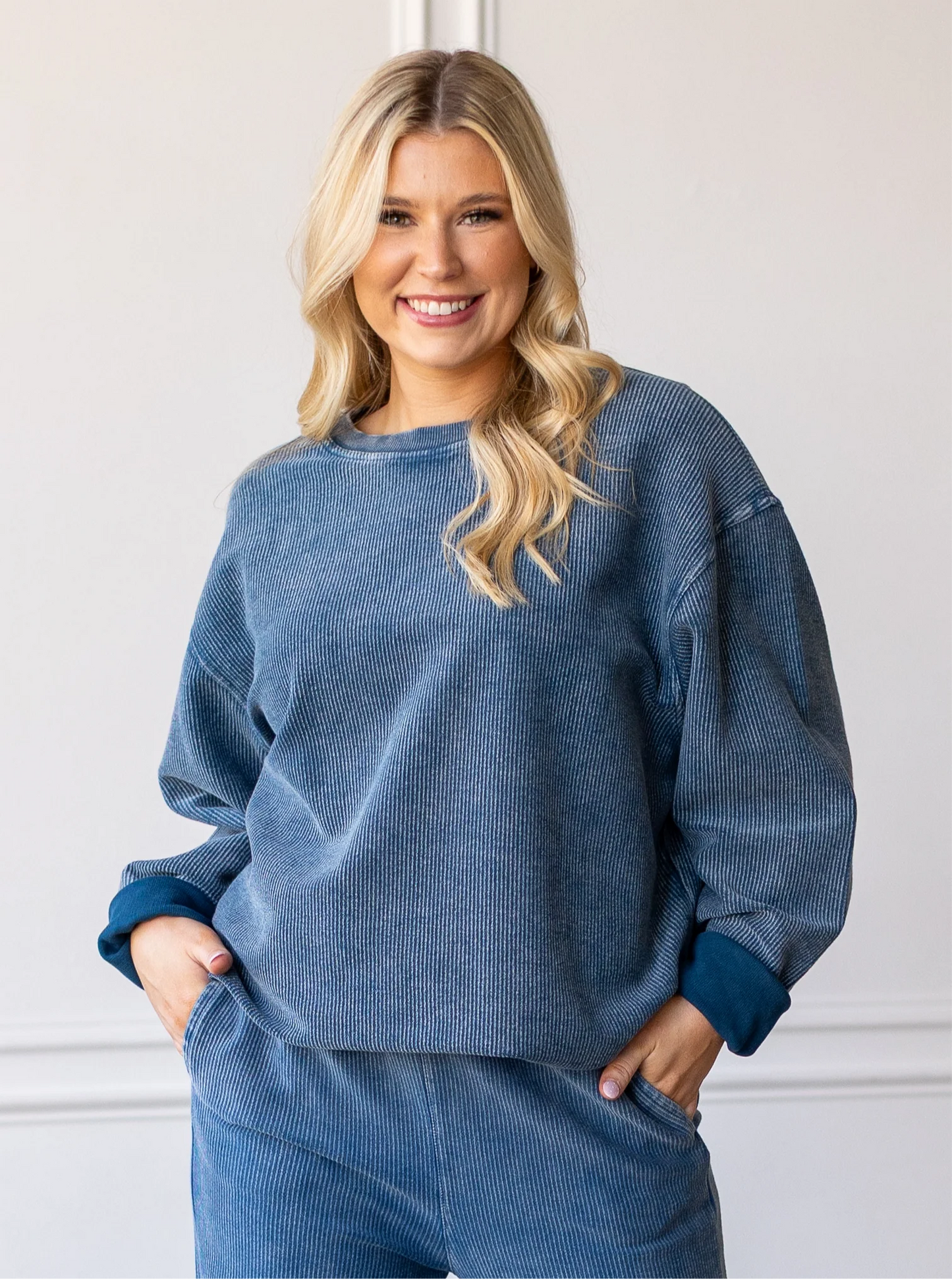 NAVY - Essential Luxe Corded Crew Sweatshirt