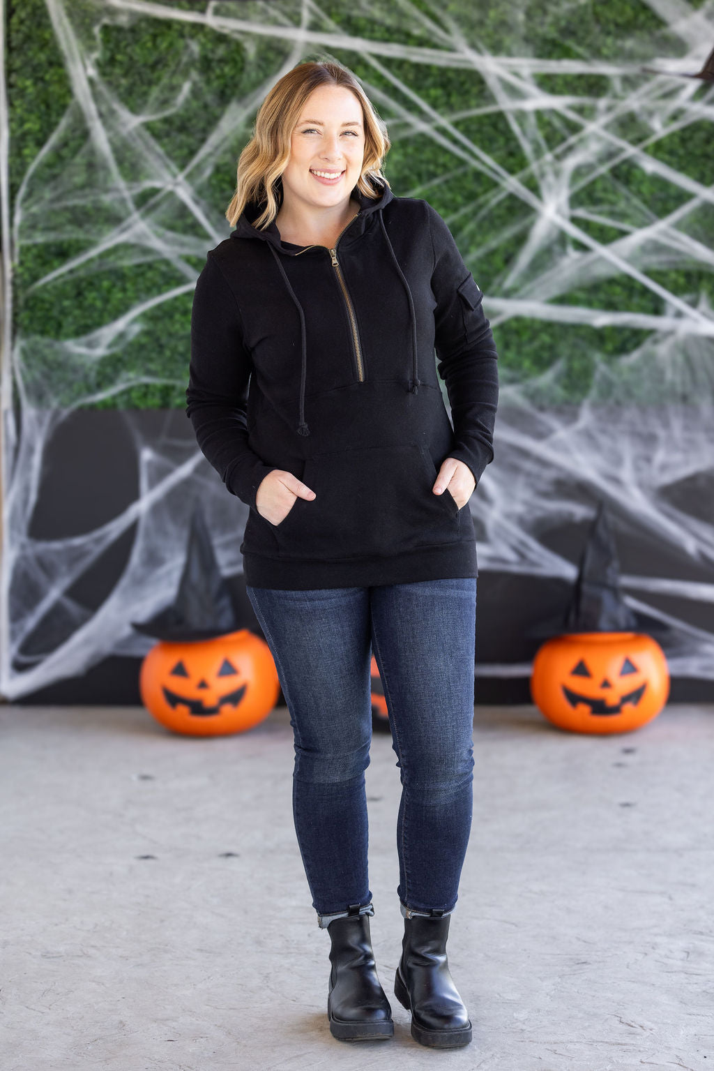 PREBOOK Pixie Pocket Halfzip Hoodie - Black