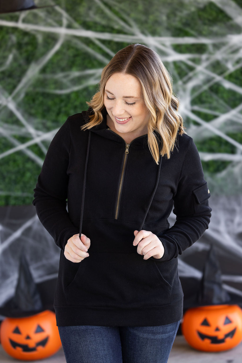PREBOOK Pixie Pocket Halfzip Hoodie - Black