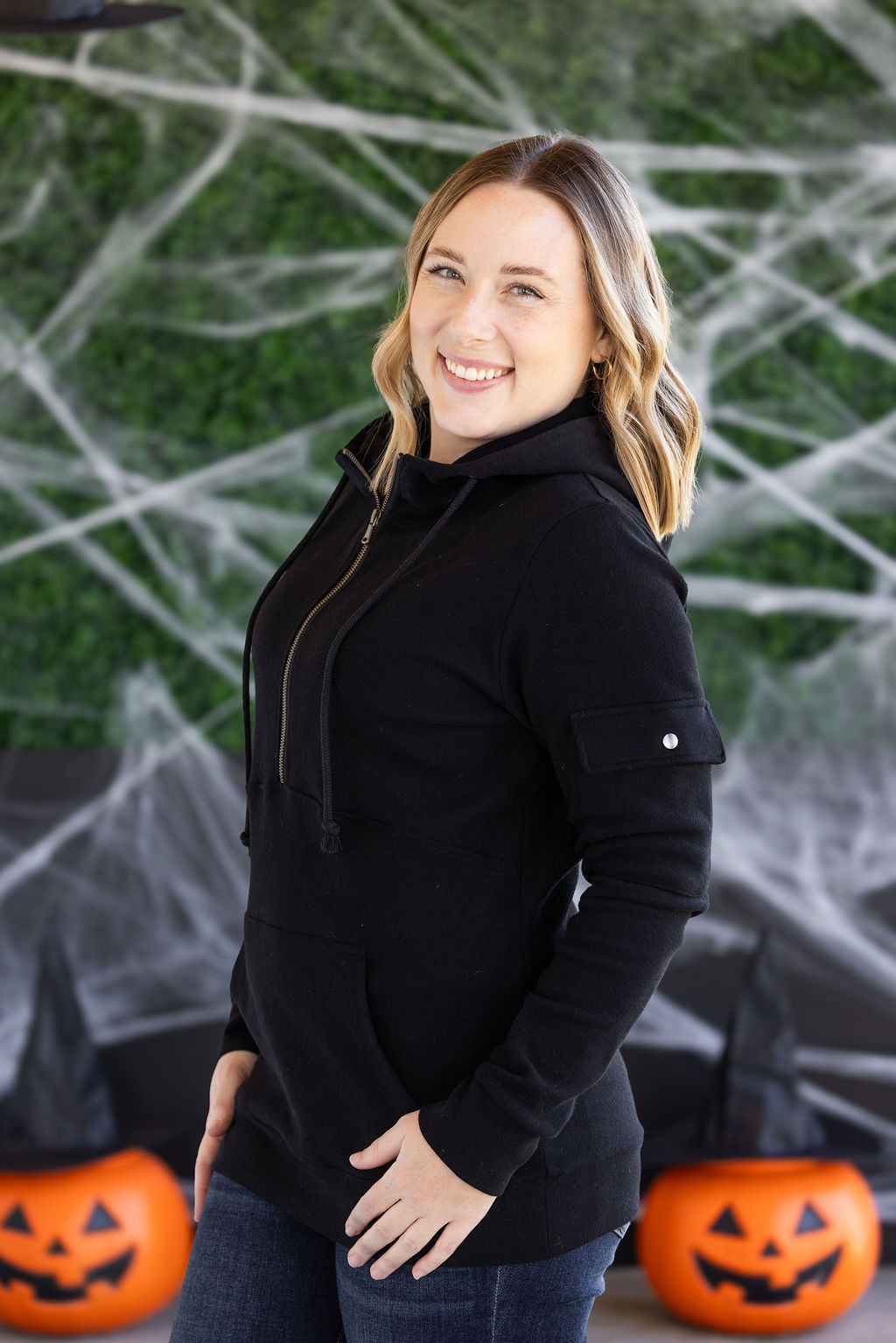 PREBOOK Pixie Pocket Halfzip Hoodie - Black