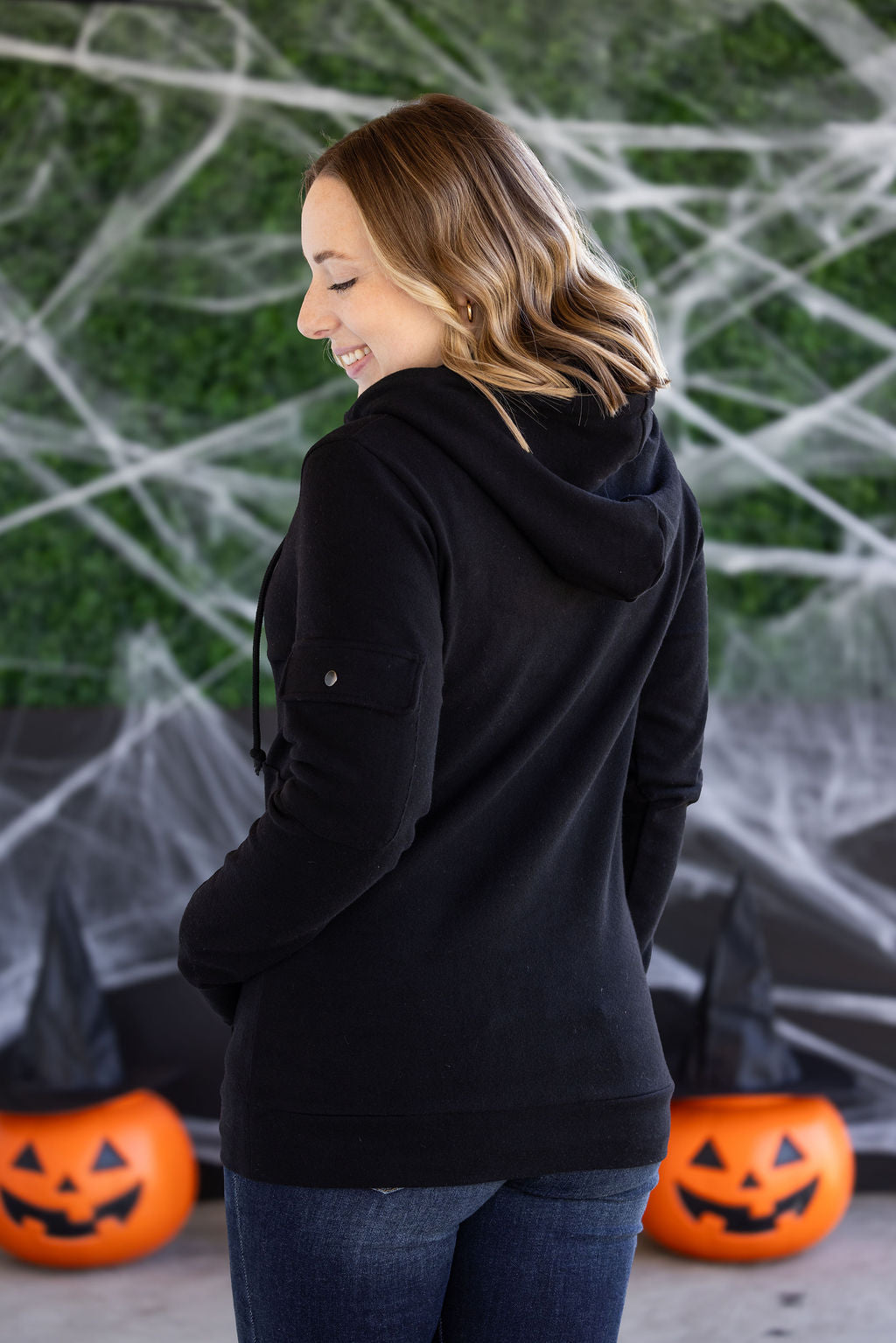 PREBOOK Pixie Pocket Halfzip Hoodie - Black