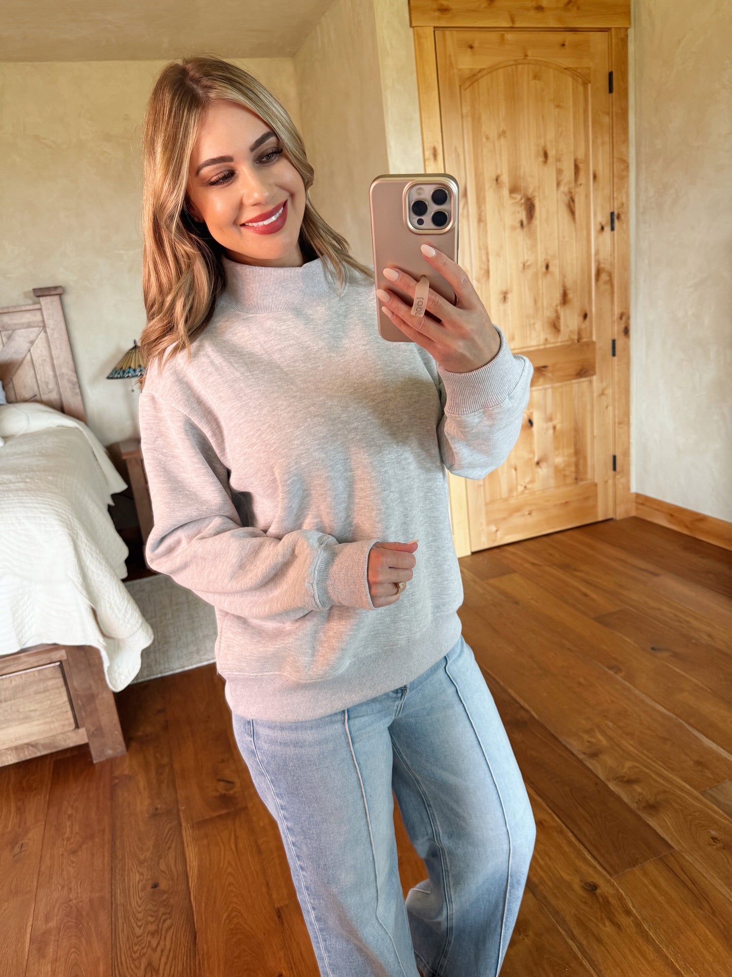 Mock Neck Pullover In Gray