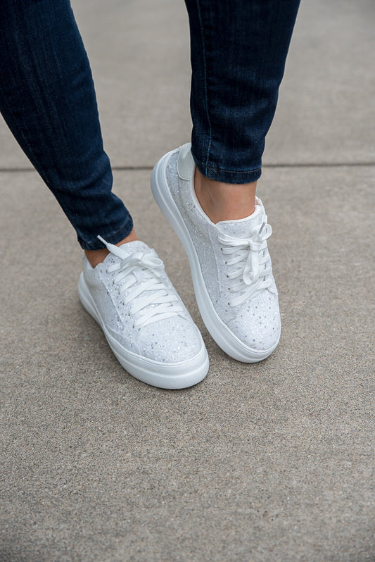 Glaring Sneakers in White Glitter