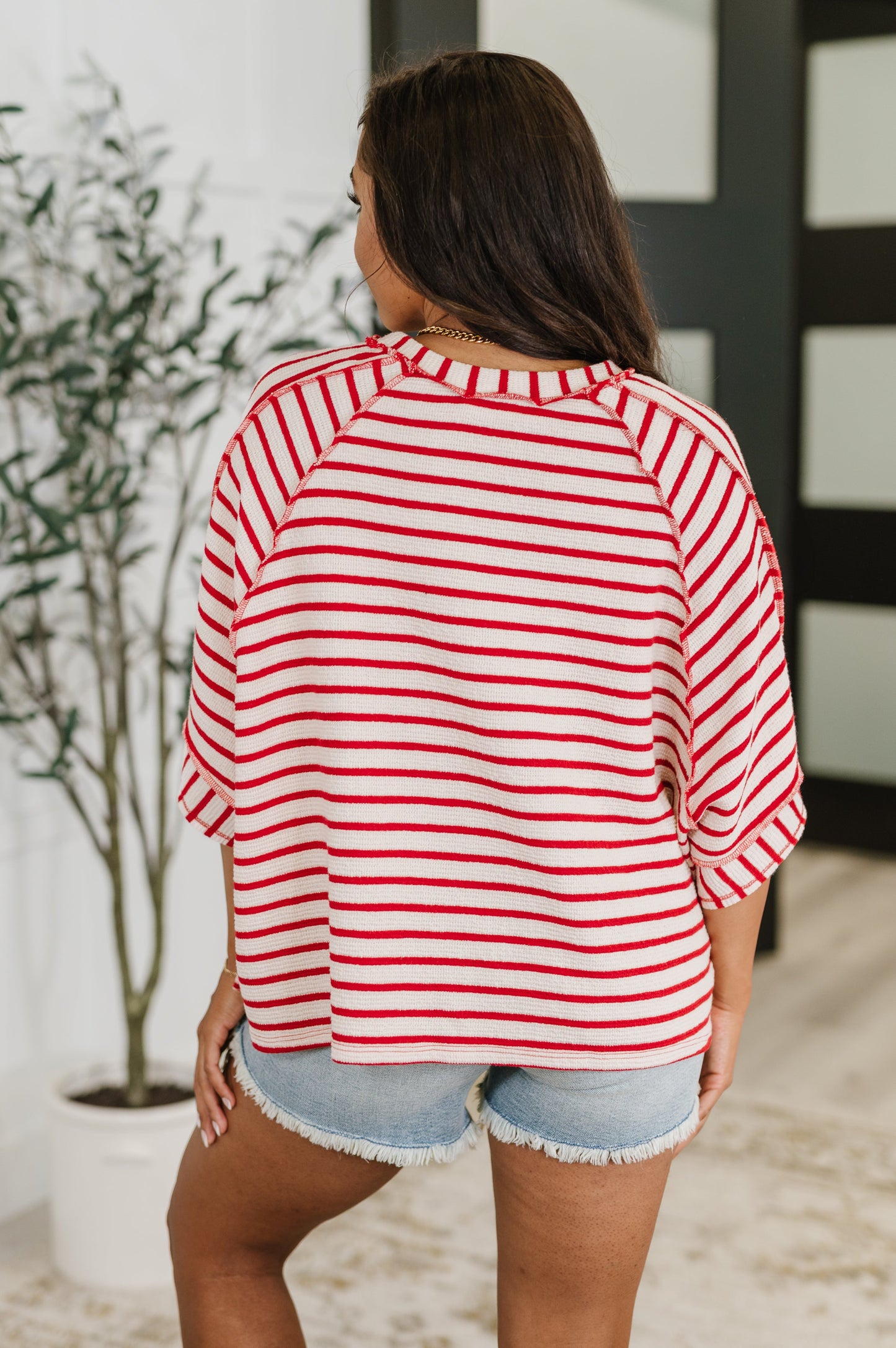 Sass in Session Relaxed Top in Cream Red