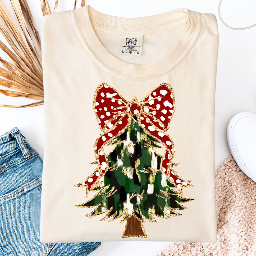 Ribbon Gold Christmas Tree Graphic Tee