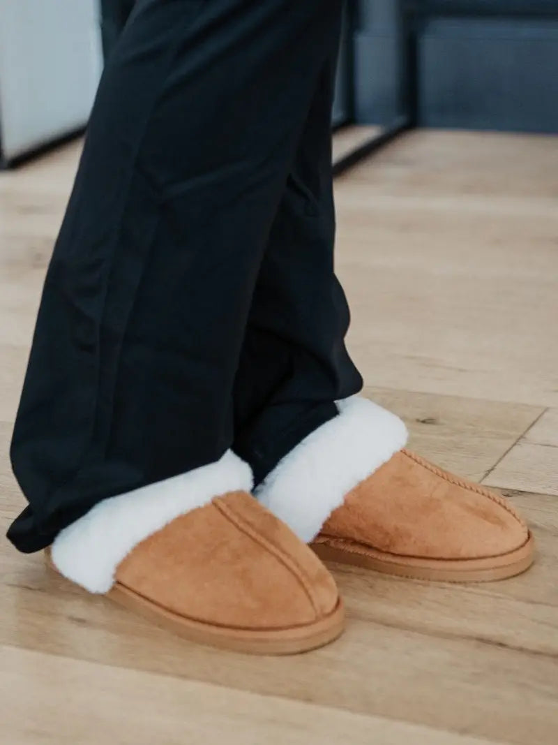 Chestnut Faux Fur Women's Slippers