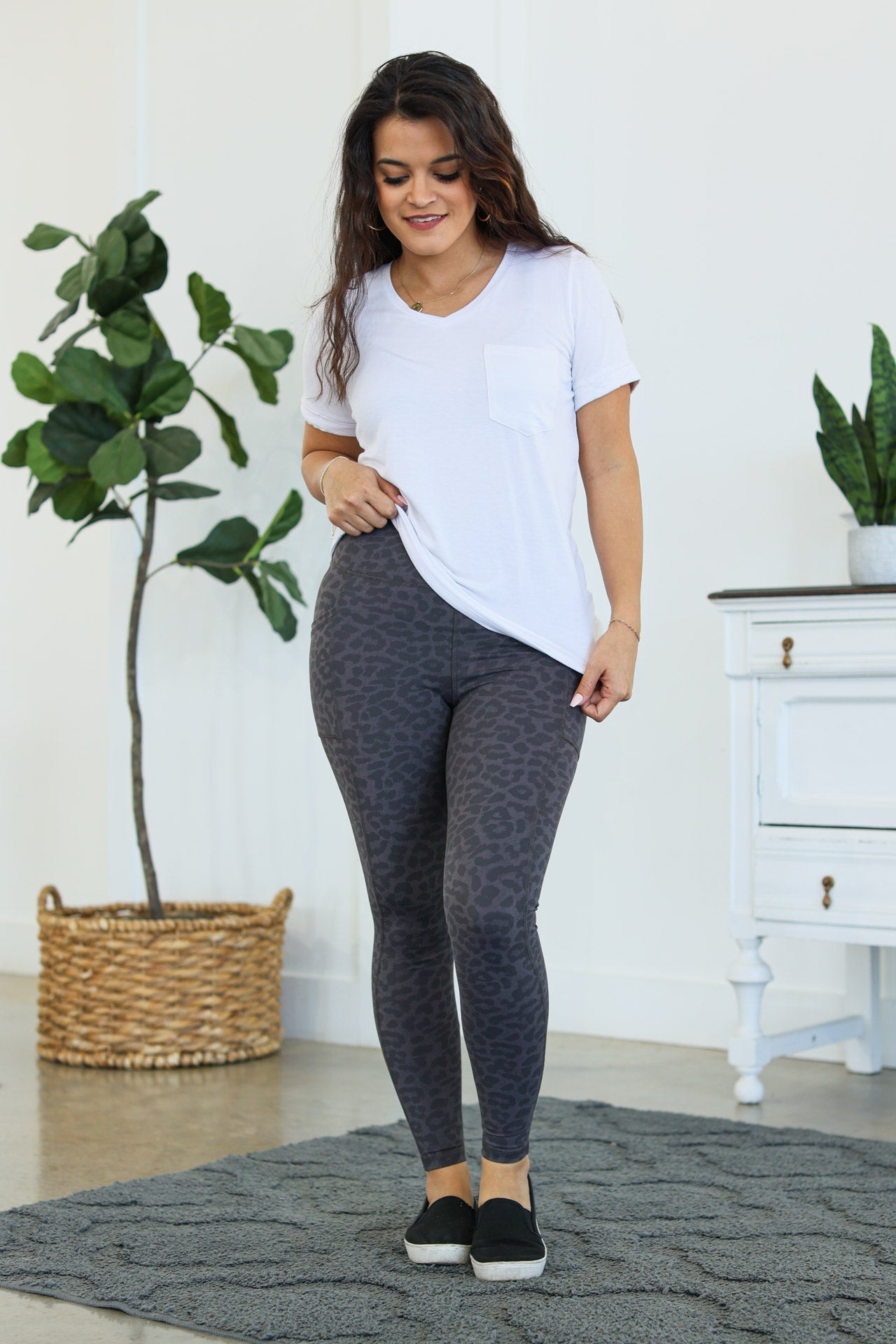 IN STOCK Athleisure Leggings - Charcoal Leopard