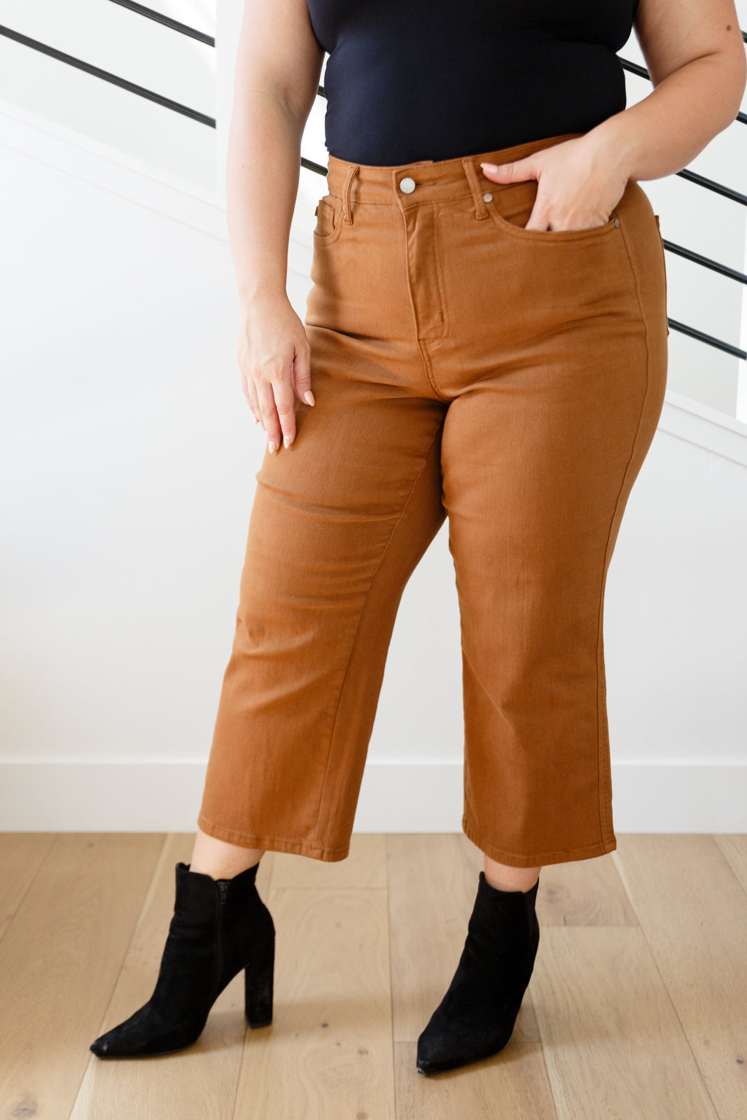 Judy Blue Briar High Rise Judy Blue Tummy Control Wide Leg Crop Jeans in Camel